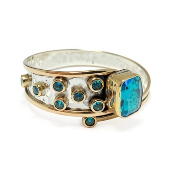 Bransoletka srebrna z prostokątnym błękitnym topazem - Wyprawa przez orient