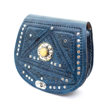 Torebka z naturalnej skóry wyprodukowana w Maroku