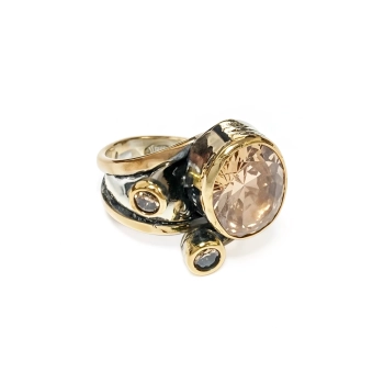 Srebrny pierścionek z dużym złotym topazem - Wyprawa przez orient