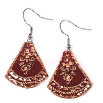 Piękne kolczyki miedziane z grawerem przy krawędziach