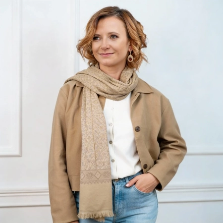 Jedwabny szal - Subtelna Klasyka Wschodu