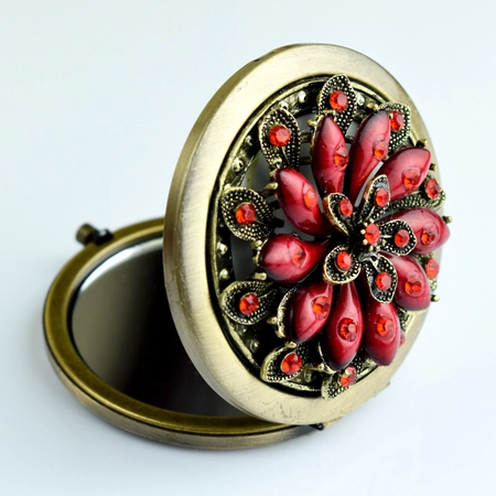 Zdobione lusterko osmańskie - czerwony kwiat