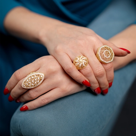 Pozłacany owalny pierścionek ze srebra 925, ażurowy, regulowany - Złoto Haremu