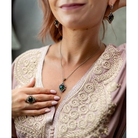 Srebrne romby ze szmaragdami - kolczyki