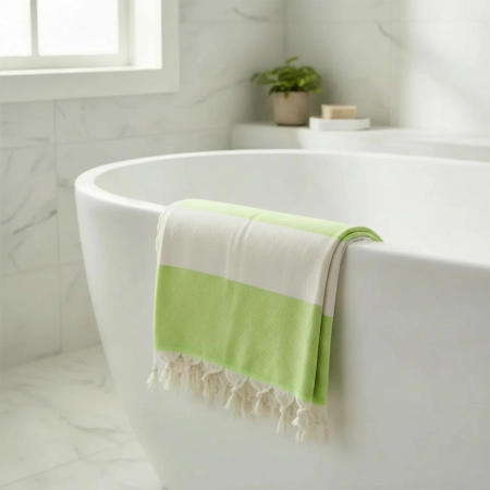 Turecki ręcznik peshtemal z bawełny 100%, zielony z frędzlami