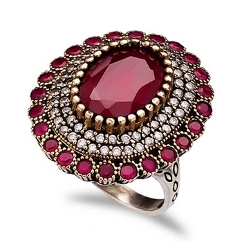 Srebrny pierścień z granatem