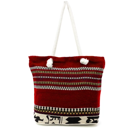Czerwona torba plażowa z tkaniny szenilowej w pasy
