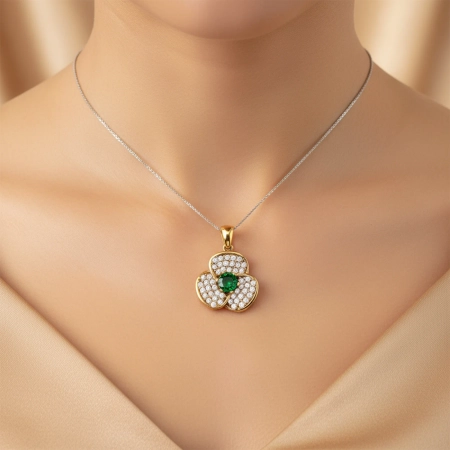 Naszyjnik srebrny ze szmaragdem i cyrkoniami