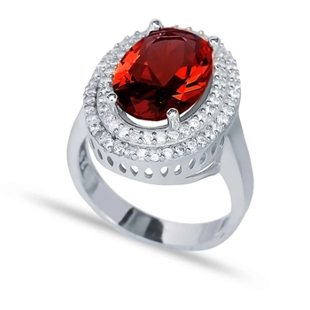 Srebrny owalny pierścionek z granatem