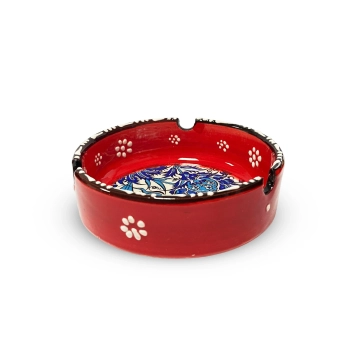 Popielniczka ceramiczna handmade czerwona z motywem tulipanów