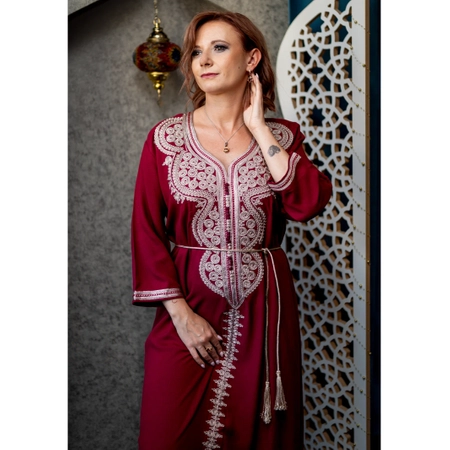 Arabska galabija - Wino Berberów