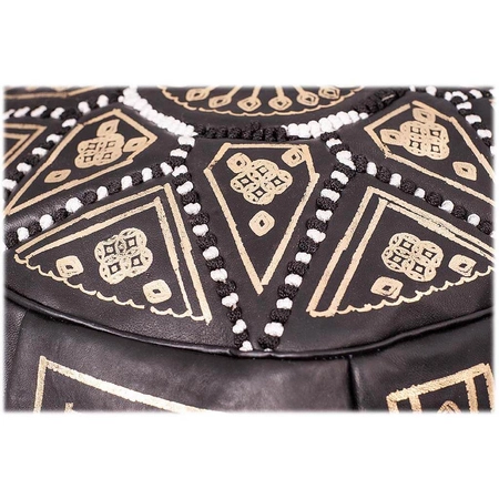 Czarna skórzana pufa z Maroko