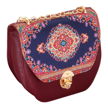 Torebka przez ramię z orientalnym wzorem