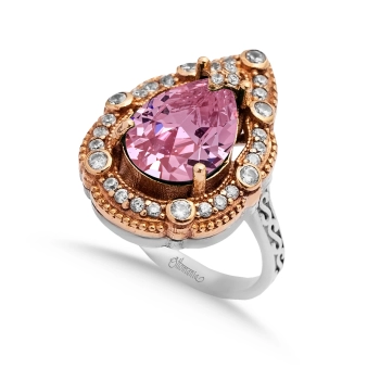 Pierścionek srebrny z różowym topazem i cyrkoniami