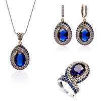 Duży srebrny komplet z szafirami i cyrkoniami