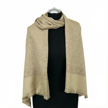 Jedwabny szal - Subtelna Klasyka Wschodu